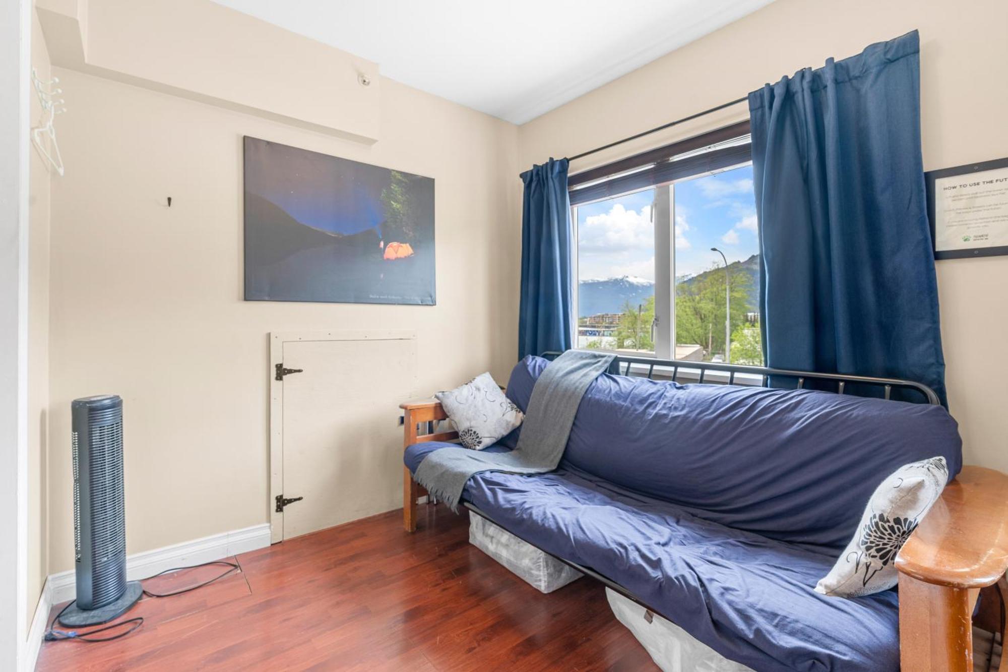 Squamish Adventure Inn חדר תמונה