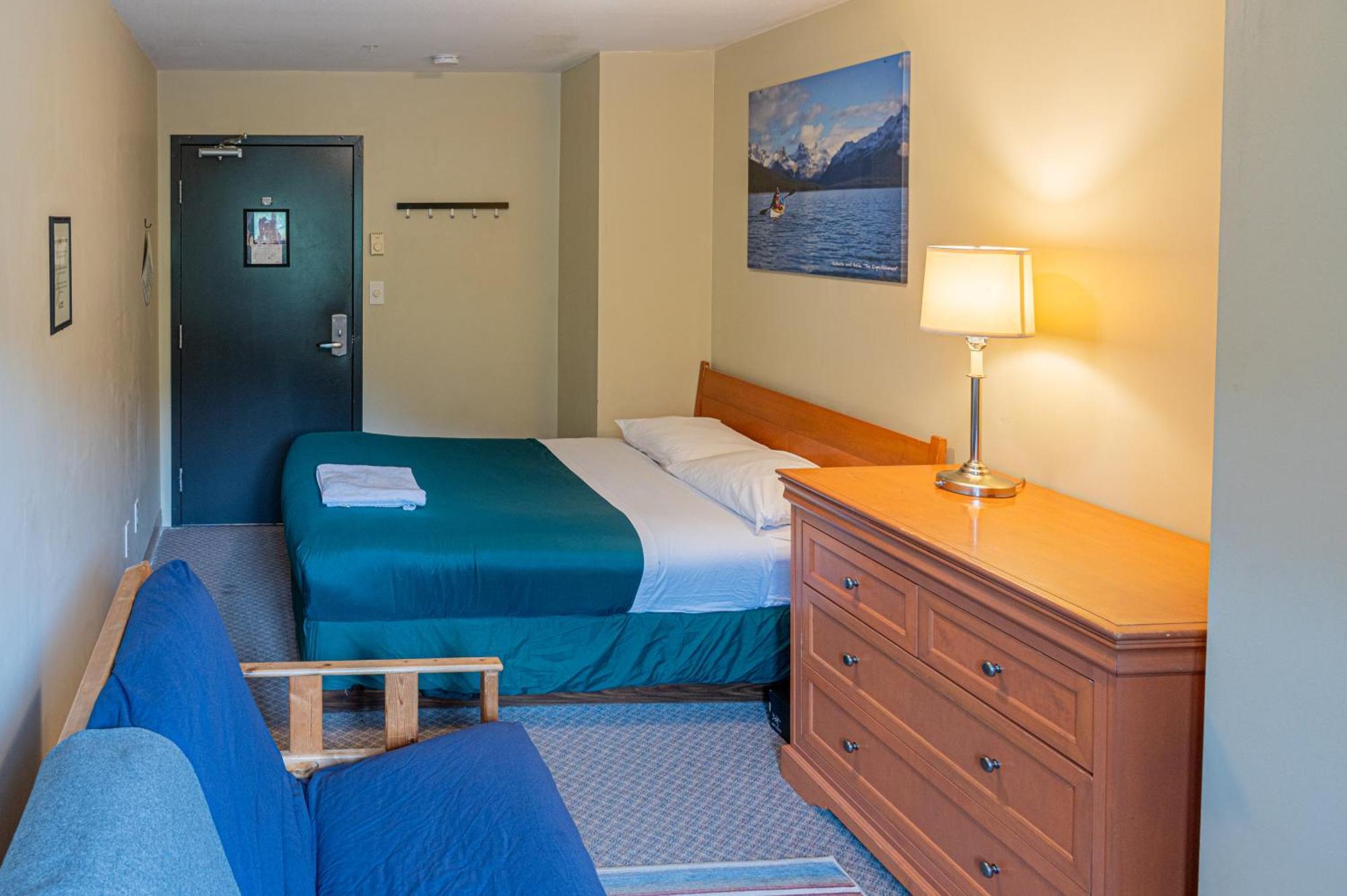 Squamish Adventure Inn מראה חיצוני תמונה